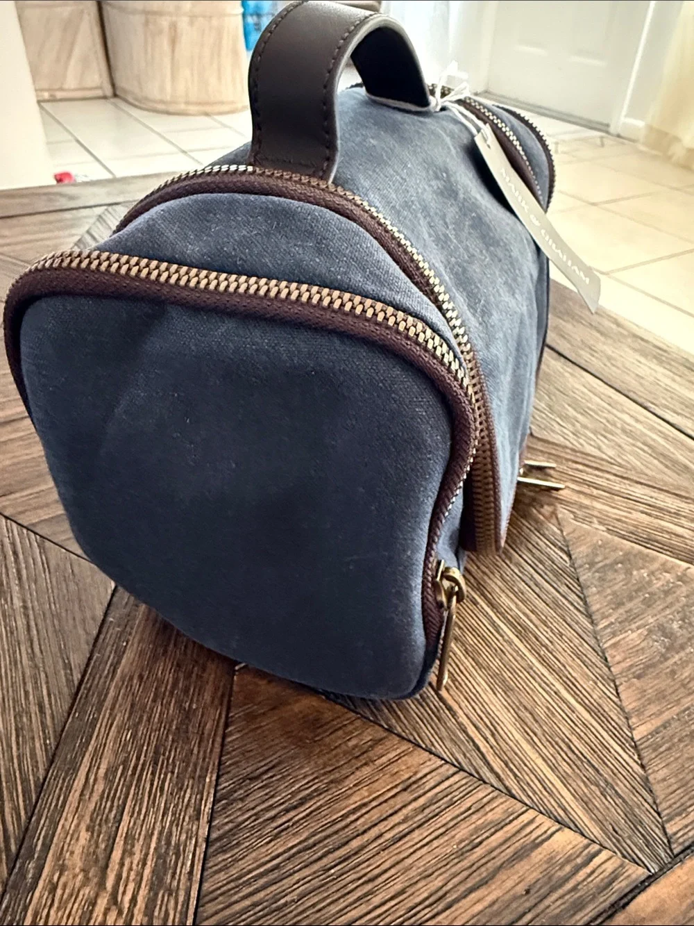 Mark & Graham Jack Waxed Canvas Hanging Toiletry Bag Navy NWT Leather Trim